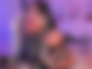 Live cam show with Victoria Saenz - Lovense on madthumbs