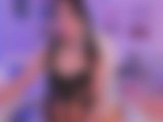 Live cam show with Victoria Saenz - Brown Hair Teen (18+) on Camsoda