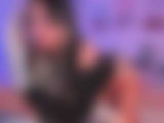 Live cam show with Victoria Saenz - Brown Eyes on Camsoda