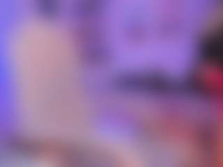 Live cam show with Victoria Saenz - Big Ass on Camsoda