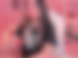 Live cam show with Victoria Saenz - Athletic Bedroom on Mixed Magazine Live