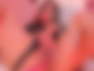 Live cam show with Victoria Saenz - Game on Camsoda