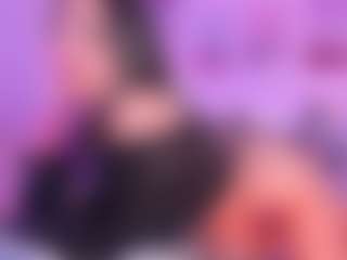 Live cam show with Victoria Saenz - Blowjob Brown Hair on Camsoda