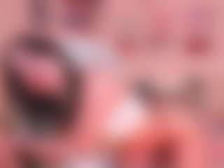 Live cam show with Victoria Saenz - Squirt on TastyBlacksLive