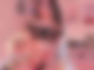 Live cam show with Victoria Saenz - Oil on CamSextacy