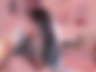 Live cam show with Victoria Saenz - Spank Brown Hair on Camsoda