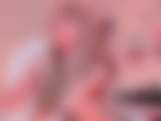Live cam show with Victoria Saenz - Public Toys on EXY