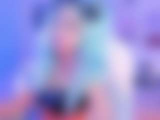Live cam show with Victoria Saenz - Lovense Petite on madthumbs