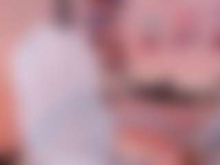 Live cam show with Victoria Saenz - Natural on Camming Site
