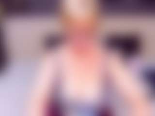 Live cam show with JillMild - Heels on friskycurves.com