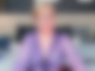 Live cam show with JillMild - Blonde Hair Middle Aged on Camversity