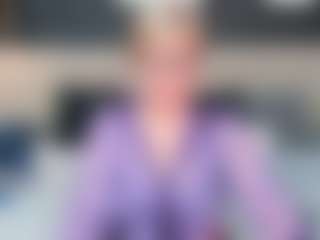 Live cam show with JillMild - Bedroom Blonde Hair on 1on1-livenow