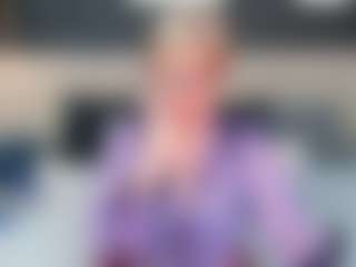 Live cam show with JillMild - Bedroom Mature on luckytryst.com