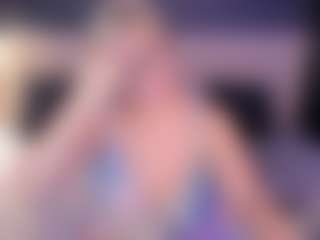Live cam show with JillMild - Glasses on CamwithHer