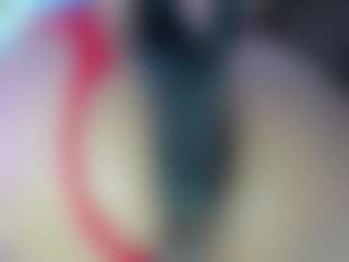 Live cam show with Agata Delphine - Camel Toe on AdultVida.com