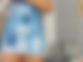 Live cam show with Agata Delphine - Amateur on crypto-cams