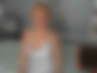 Live cam show with Agata Delphine - Small Ass on xxxlivecams.org