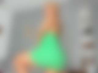 Live cam show with Agata Delphine - Toys on TastyBlacksLive