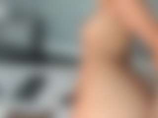 Live cam show with Agata Delphine - Small Ass on Camiplay Live