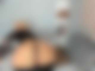 Agata Delphine's Live Sex Cam Show