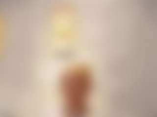 Live cam show with Agata Delphine - Small Ass on madthumbs