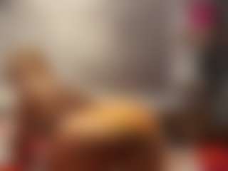 Live cam show with Agata Delphine - Small Ass on slutload