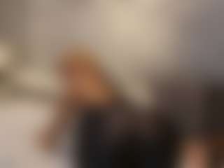 Live cam show with Agata Delphine - Body Massage on Soda Cam
