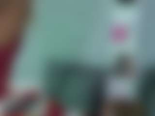Live cam show with Agata Delphine - Blonde Hair on Camsoda