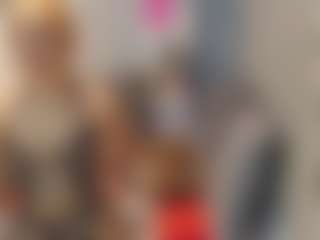 Live cam show with Agata Delphine - Blonde Hair on Camsoda