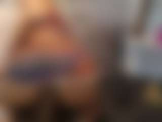 Live cam show with Agata Delphine - Blonde Hair Teen (18+) on Camsoda