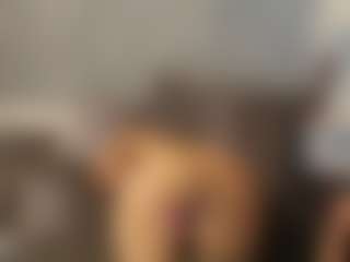 Agata Delphine's Live Sex Cam Show