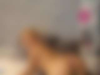 Agata Delphine's Live Sex Cam Show