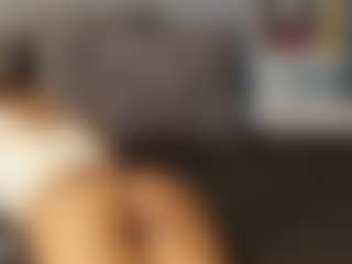 Live cam show with Agata Delphine - Small Ass on camtv