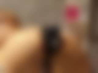 Agata Delphine's Live Sex Cam Show