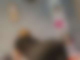 Agata Delphine's Live Sex Cam Show