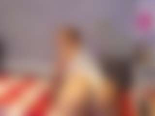 Show en direct avec Agata Delphine - Small Ass sur Camsoda