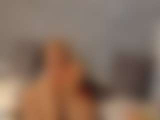 Live cam show with Agata Delphine - Blonde Hair Cum on xplaylive.com