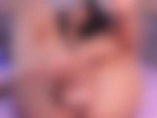 Show de cam en direct avec bss-naia - Petite sur Camsoda