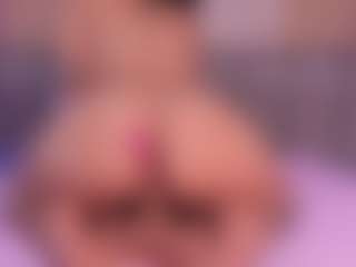 Live cam show with bss-naia - Ebony on SquirtSoMuch | colombia