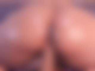 Live cam show with bss-naia - Petite on camtv | colombia