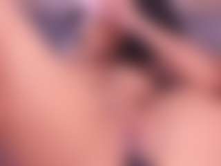 Live cam show with bss-naia - Petite on Latina Girls