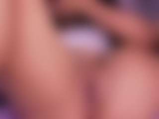 Live cam show with bss-naia - Ebony on TeamSkeetLive | colombia