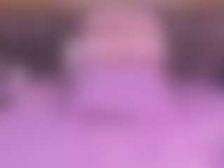 Live cam show with bss-naia - Ebony Teen (18+) on SmokeAndPoke