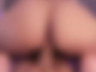 Live cam show with bss-naia - Petite on Gym Cam Girls