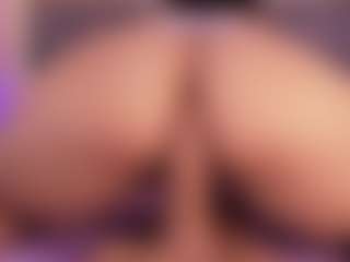Live cam show with bss-naia - Skinny Ebony on SmokeAndPoke