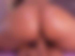 Live cam show with bss-naia - Ebony Lovense on sexytreat.net
