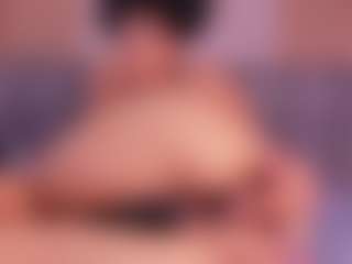 Live cam show with bss-naia - BBW on livesexfox.com