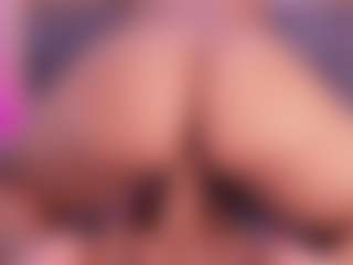 Live cam show with bss-naia - Ebony Petite on Dare Cams