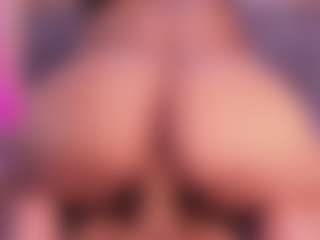 Live cam show with bss-naia - Ebony Squirt on AdultVida.com