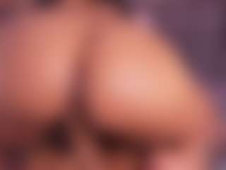 Live cam show with bss-naia - Athletic Ebony on Camiplay Live